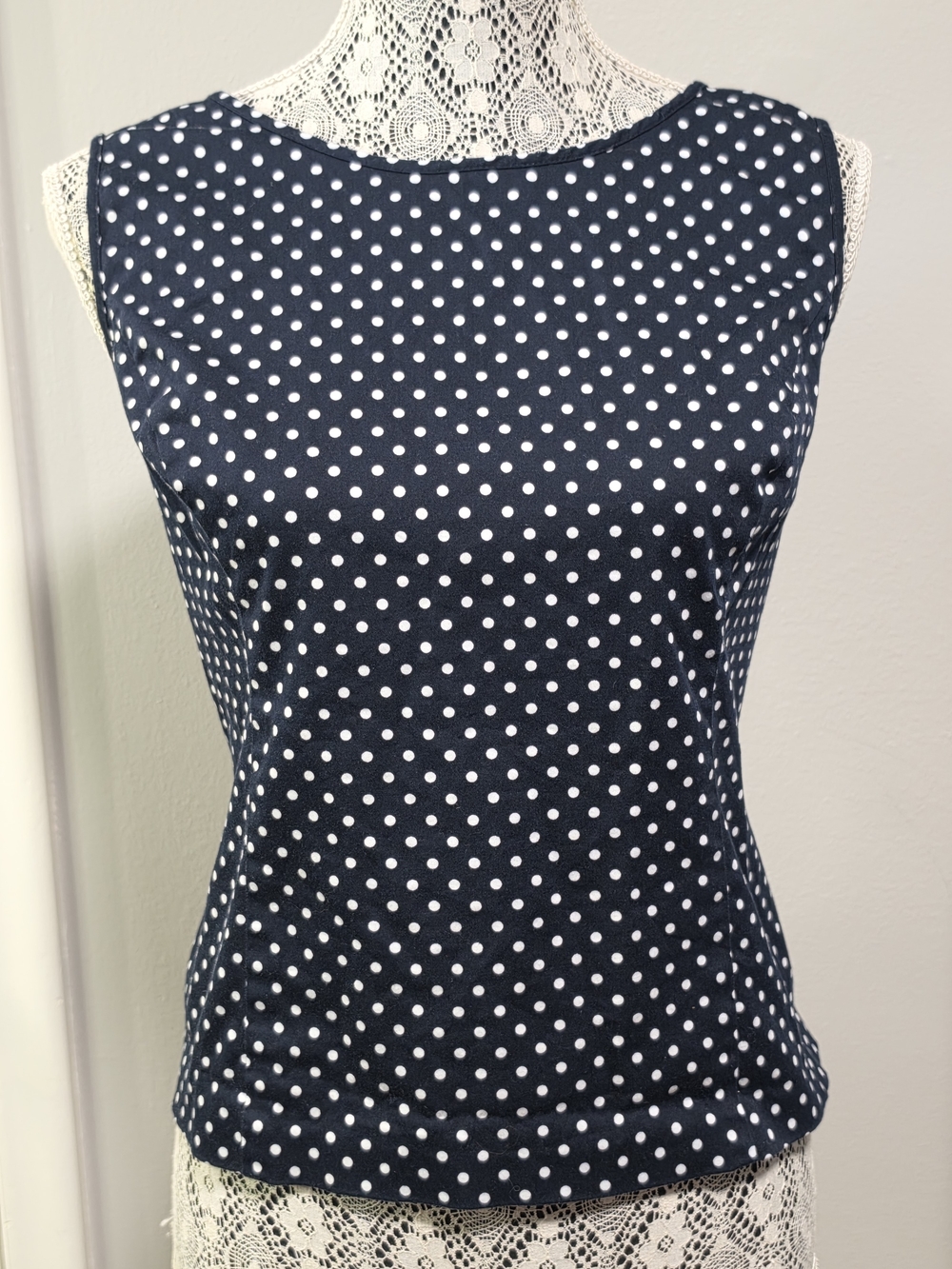 Plaza South Navy White Polka Dot Cotton Sleeveless Side Zip Top Size 14